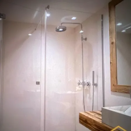Spacious Chalet Ak Near Slopes By Nest Holiday home *