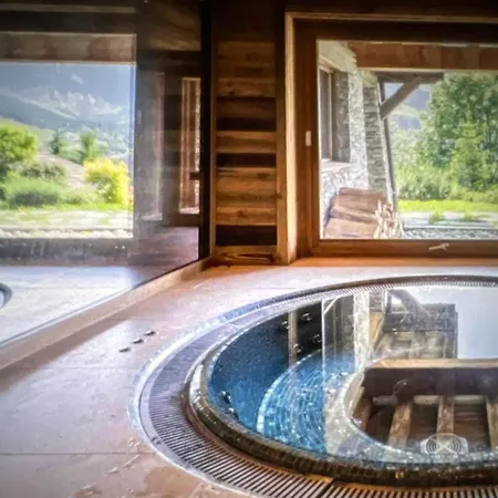 Holiday home Spacious Chalet Ak Near Slopes By Nest *